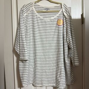 NWT Riders by Lee Slimming Shirt